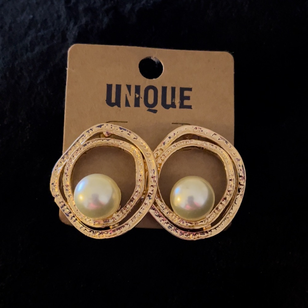 Earring